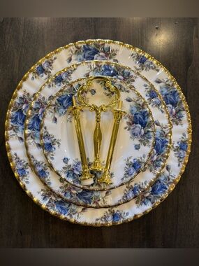 Royal Albert Moonlight Rose 3-tier Dessert Cake Stand